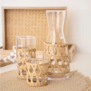 Jarra de Vidro e Rattan Bege