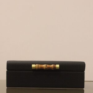 Caixa em Tresse Preto com Puxador de Bambu P