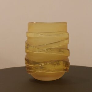 Vaso em Vidro Âmbar Fosco com Detalhes